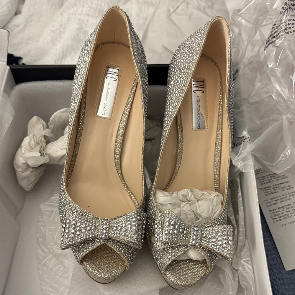 INC International Concepts Silver Bow Peep-Toe Heels